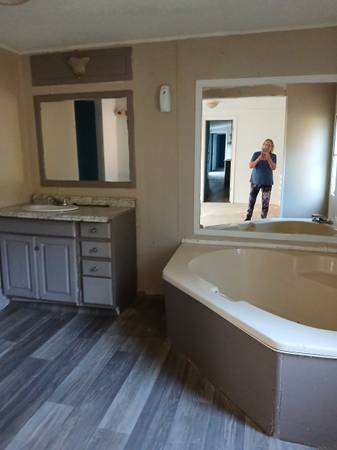 $750 / 2br - Trailer for rent (Powdersville)63783789659779121