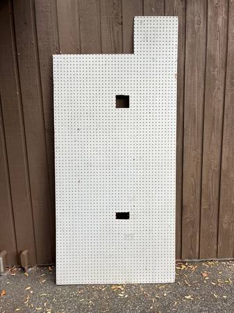 Pegboard 1
