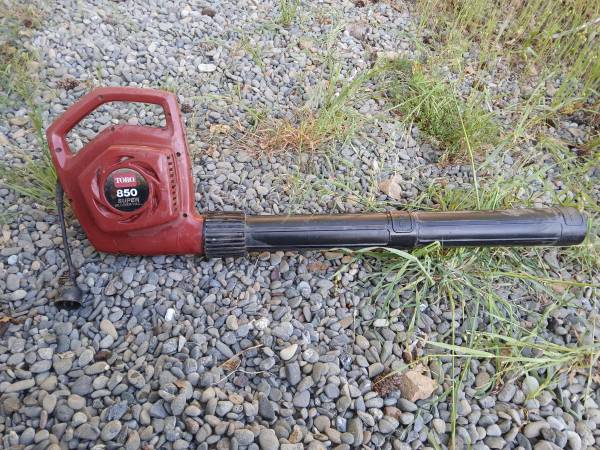 Toro leaf blower 1