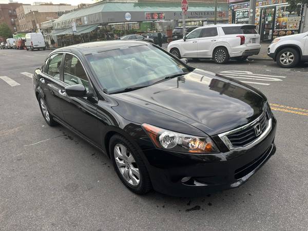 2009 Honda Accord EX-L V6 Sedan limpio, bajos kilómetros, totalmente equipado - $5,900 (bensonhurst brooklyn ny)63614037786881123
