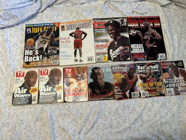 (11) Jordan magazines.. MUST PICKUP IN FAIRFIELD,OH 45014 1