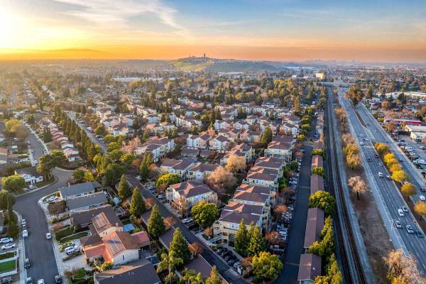$2,025 / 432ft2 - Start Fresh with 1 Month Free Rent! (san jose south)63861103124739121