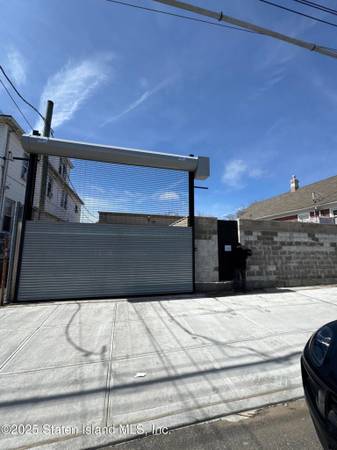$1,375,000 / 1680ft2 - COMERCIAL - FABRICACIÓN (ISLA DE ESTATEN)63689844444801124