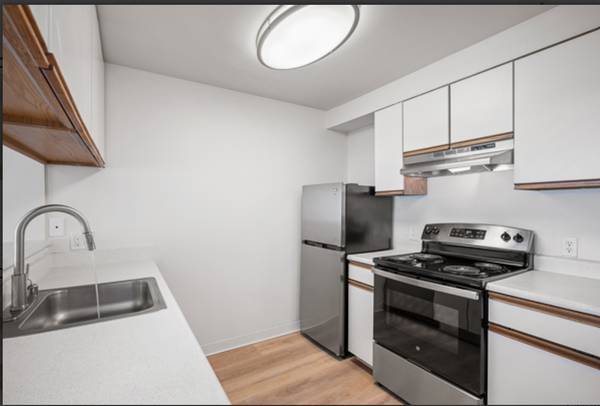 $1,795 / 1br - 700ft2 - MOVE-IN READY - GREAT LOCATION-EASY TO APPLY - RUSH MOVE-IN63944822687747120