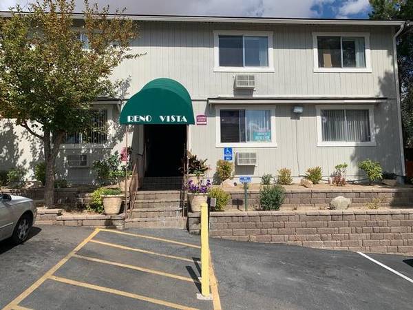 $1,450 / 2br - 850ft2 - Dog Park, Private Balconies/Patios, Freeway Access (1 Assigned parking in front of building)63682255229315121