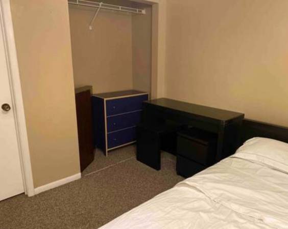 $899 / 2br - 1500ft2 - One Bedroom with Private Bathroom in Two Bedroom Apartment by UF Campus (Gainesville)63823034791425123