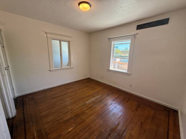 $2,500 / 2br - 1000ft2 - Upper unit 2 bedroom with office and gear room- downtown Oakland/ Kono (oakland downtown)63622901787139123