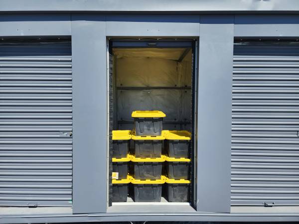 $85 / 40ft2 - Container Storage Units Available - Shiloh Industrial Park - (healdsburg / windsor)63668111655809120