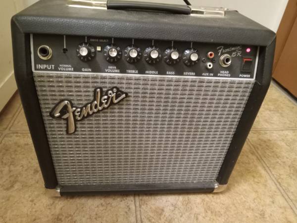 Small Fender Amp 1