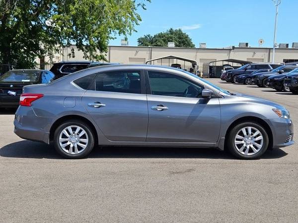 2017 Nissan Sentra S Sedán - $9,991 (Llame al *(469) 829-6528* para confirmar disponibilidad al instante)63483711356931123