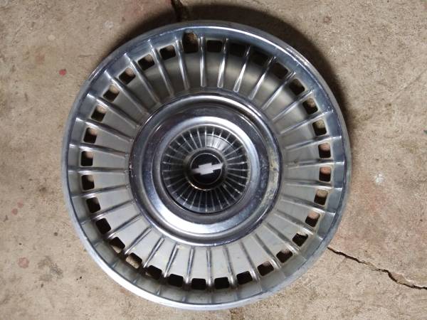 chevy hub caps 1