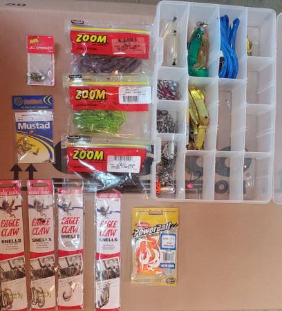 Full fishing tackle box 1