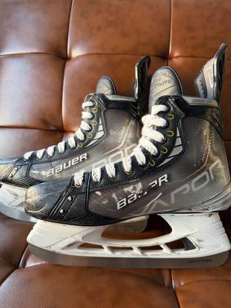 Bauer Vapor Hyperlites Pro Stock NHL Player Worn 1