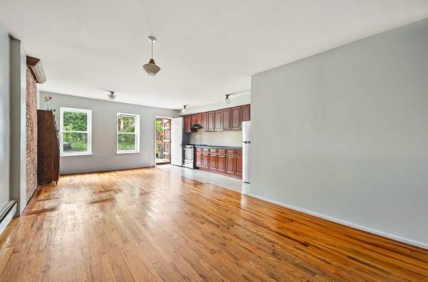 $1,599,000 / 5 habitaciones - 2430 pies² - BED-STUY 2 FAMILIAS (Brooklyn)63854479597057122