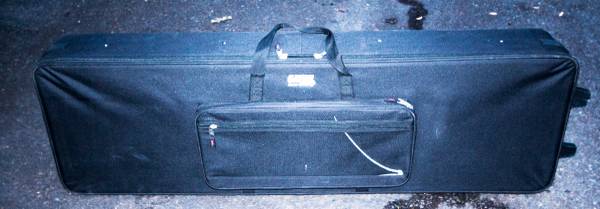 Gator Keyboard Travel Case for 88 key full size 1