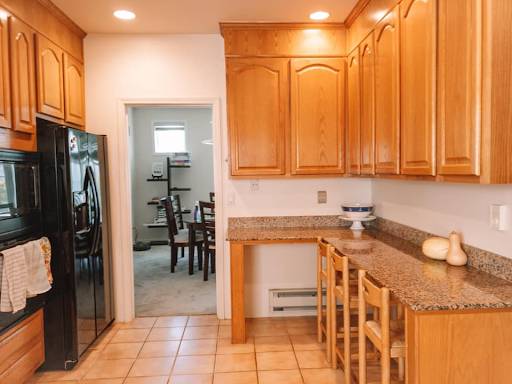 $1,802 / 3br - Room Available Oct 1st in Spacious Marina Apt (marina / cow hollow)63664185966211123