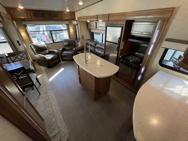 2018 Heartland Sundance S5 289TS - $38,999 (Vacaville)63470467467137122