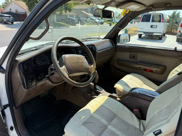 1999 Toyota Tacoma SR5 4x4 - $9,500 (Elk Grove)63619306381443122