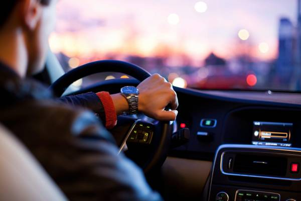 🚗 LONG DISTANCE DRIVER – Safe, Reliable, Affordable!! 1