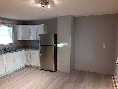 $2,550 / 2br - Ático de 2 dormitorios en Endicott St Danvers (Danvers)63690775434241121