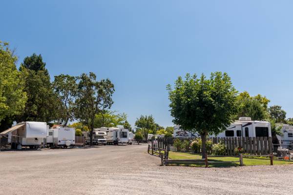 Come enjoy LONG TERM RV spots in Wine Country! 1