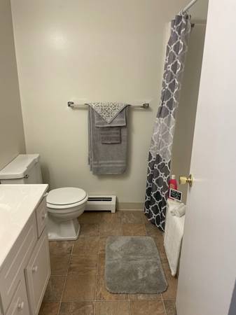 $1,595 / 1br - ¡Alquiler gratis! ¡Calefacción y agua caliente gratis! ¡Tarjeta de regalo de $500! ¡Llama ahora! (ELLINGTON)63989073630466124