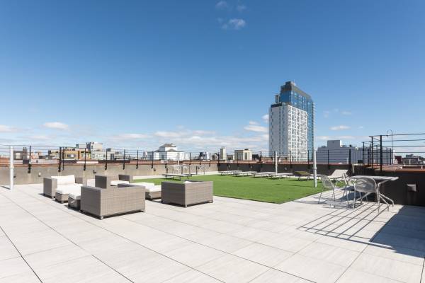 $3,350 / 2br - Modern, Top-floor – 2 Bedroom condo with amenities close to Prospect P (Brooklyn)63886654596611120