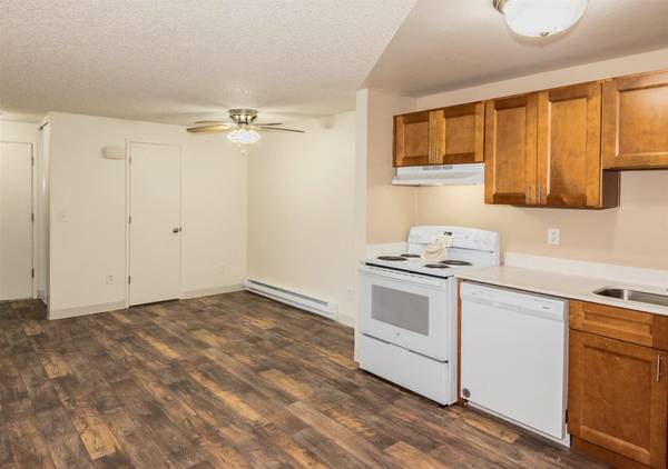 $1,345 / 1br - AHORRA $500 + Amplios Armarios + Barrio Seguro | Estantes Empotrados (Tigard)63914740933250124