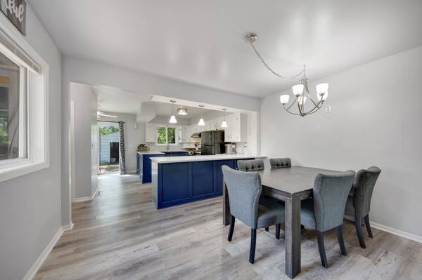 $344,900 / 4br - 1782ft2 - Open house+ Price Improvement! $344,900-4BD/2BA in Coon Rapids! (Coon Rapids)63797857164291120