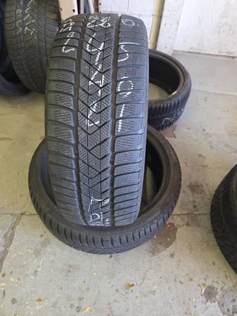 245-40-21 pirelli snow 1