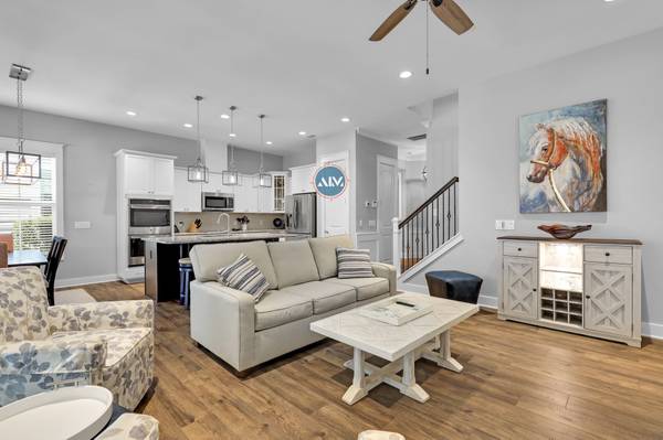 $4,500 / 3br - 2328ft2 - Elegant Three-Bed, Three-Bath Residence in Gated Hampton Lake (Bluffton)63951149061378121