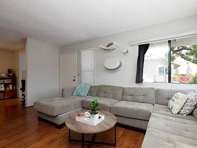 $1,450 / 2br - 995ft2 - Upgraded 2BD/2BA End Unit Near Irvine Valley College (Irvine)64030484897795120