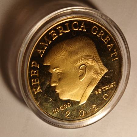 24 k gold plated Trump 2020 coin 1