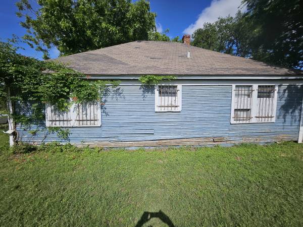 $134,000 / 2br - 1004ft2 - Investment Property (Fort Worth)63796401133953122