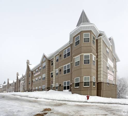 $1,359 / 1hab - 755ft2 - Armarios Empotrados, Microondas, Encimeras de Granito (7260 Guider Drive, Woodbury, MN)63868816526211122