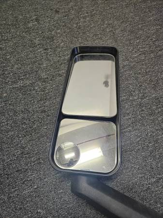 Kodiak drivers side mirror, C4500 C5500 C6500 2003-2008 medium truck 1