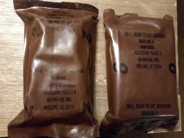 1980's MILITARY MRE menu 2 & 8 - stored climate controlled - Don't Eat 1
