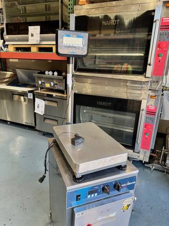 YAMATO DP-6900 150 POUND DIGITAL SCALE 1