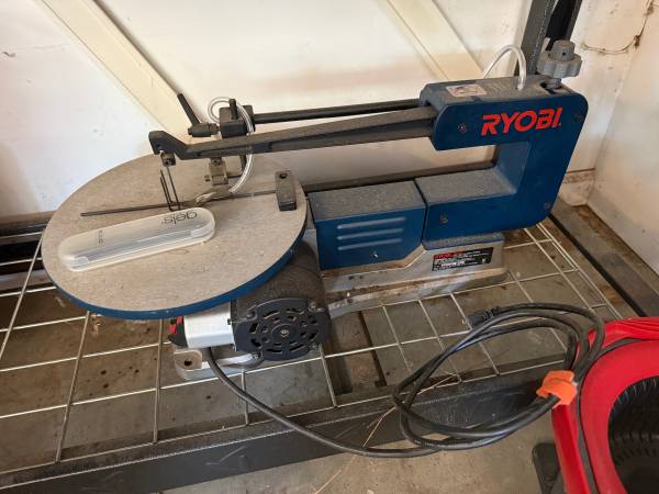 Ryobi Scroll Saw 1