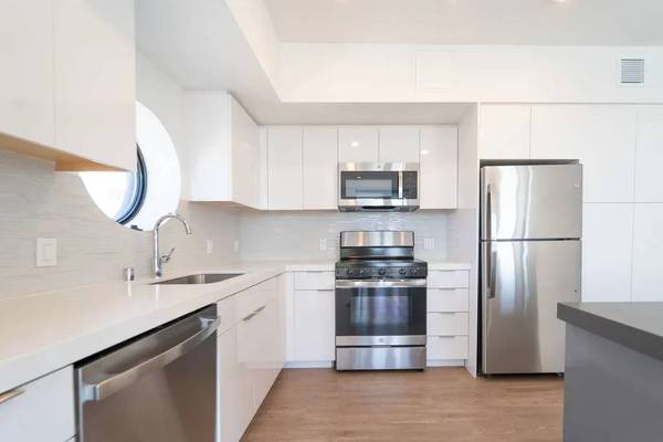 $840 / 1br - 321 W 110th St, New York, NY (New York)63978410849922120