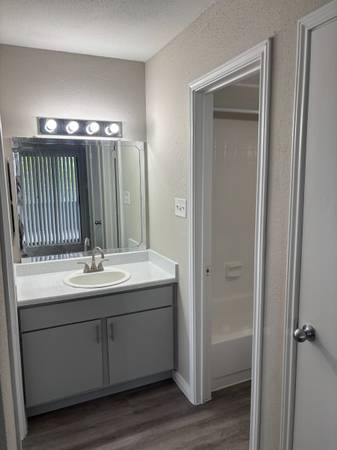 $1,099 / 1br - 🏡 1 habitación / 1 baño Apartamento – ¡Disponible AHORA!64036542466945124