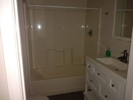 $1,300 / 2br - 850ft2 - Newly and Nicely Renovated Charming Shotgun 1/2 Double (St Roch Demand Area)63903649606914121
