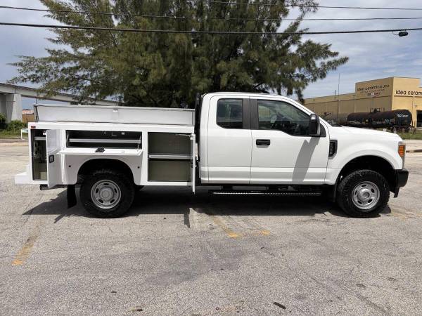 2017 Ford F 350 4X4*SERVICE - Photo 11