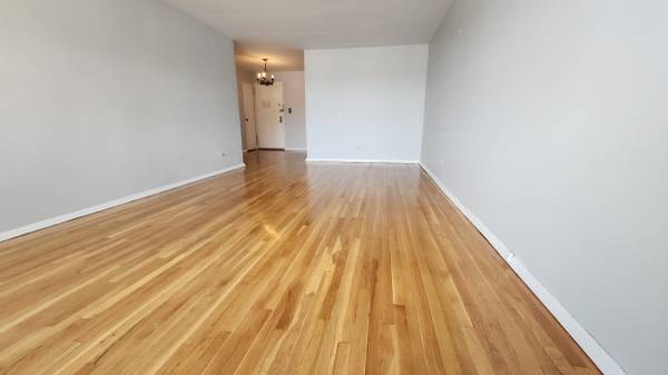 $245,000 / 1br - 776ft2 - Spacious 1BR Coop Next to Queens Mall (Elmhurst)63816653723011123
