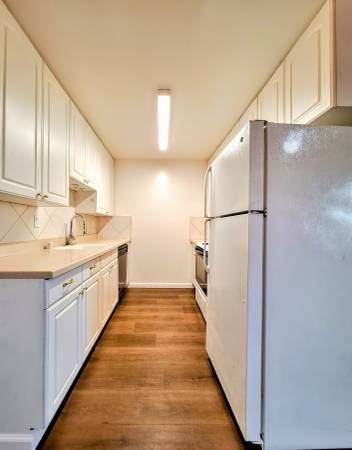 $900 / 1br - 638ft2 - Beautifully Remodeled 1bd Pet Friendly Apartment @ 890 Burbank Dr #4 (santa clara)63946672279939122