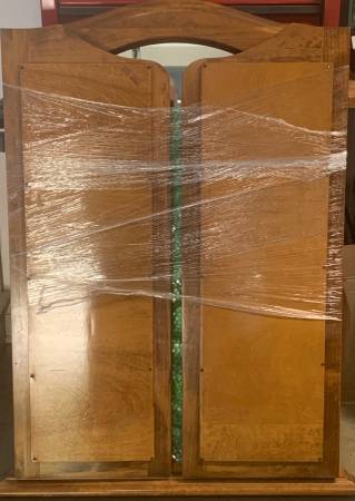 Beautiful Tri-Fold Mirror 1