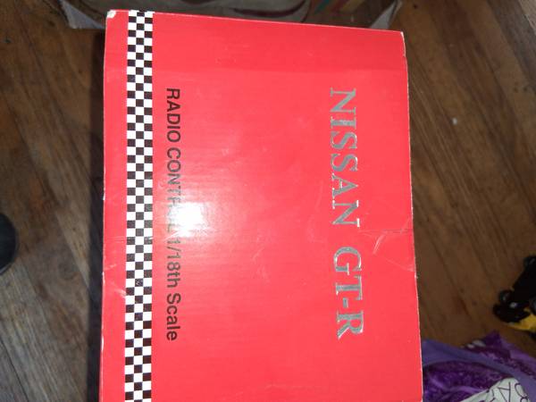 Nissan GT-R Radio Control - $50 (sunset / parkside)63471459197953123