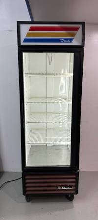 True GDM-23 fridge 1