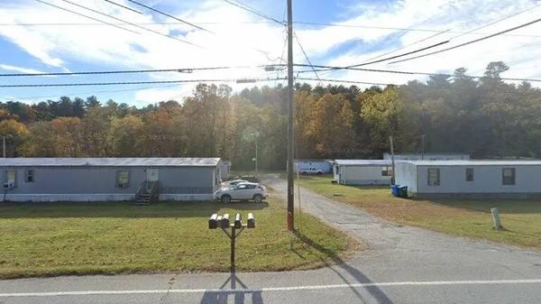 $1,800 / 3br - Manufactured Home Property Located In Desirable South Asheville (Arden)64029211283586120