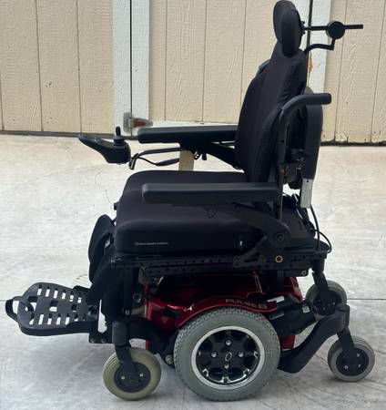 Quickie Pulse 6 Mobilty Scooter 1